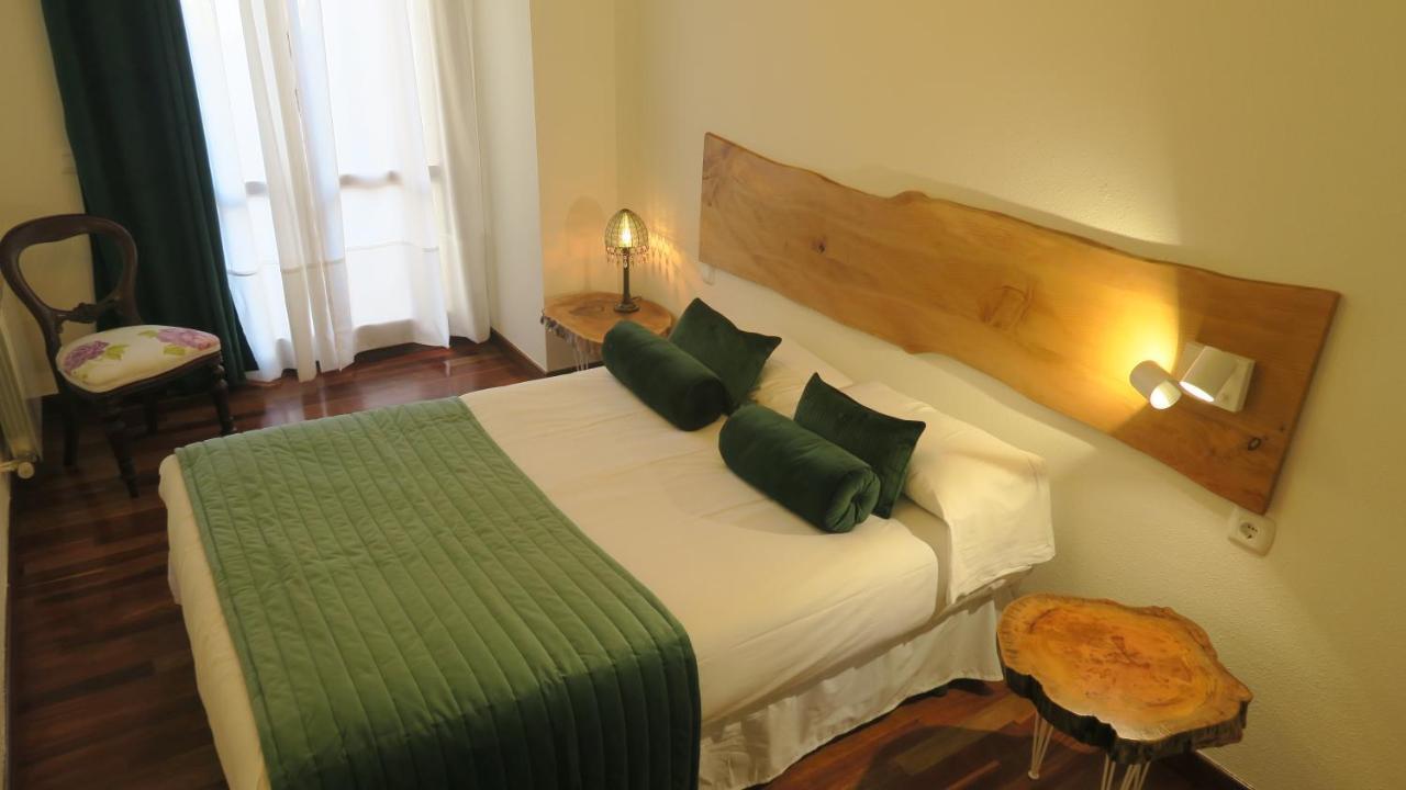 Apartamentos Palacio Azcarate Travesia Calvario เอซกาไรย์ ภายนอก รูปภาพ