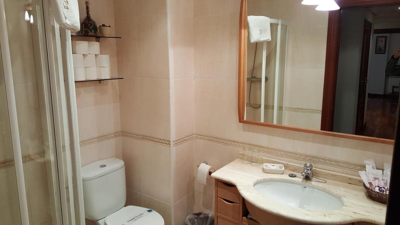 Apartamentos Palacio Azcarate Travesia Calvario เอซกาไรย์ ภายนอก รูปภาพ